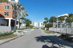 6732 Sarasea Cir, Sarasota, FL 34242 - Photo 40