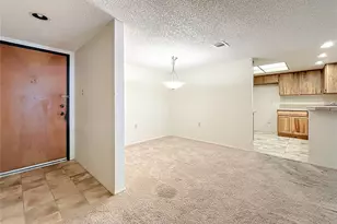 2587 Countryside Blvd, Clearwater, FL 33761 - Photo 8