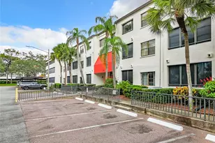 2587 Countryside Blvd, Clearwater, FL 33761 - Photo 2
