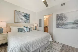 1709 N Tamiami Trl, Sarasota, FL 34234 - Photo 14