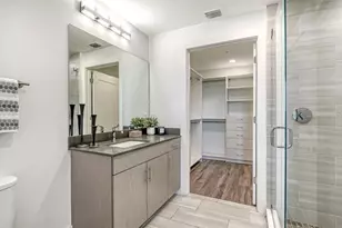 1709 N Tamiami Trl, Sarasota, FL 34234 - Photo 16