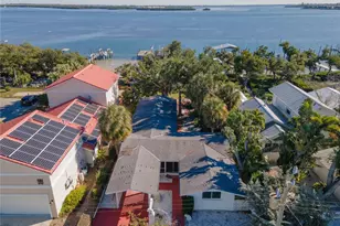 2316 Canasta Dr, Bradenton Beach, FL 34217 - Photo 6