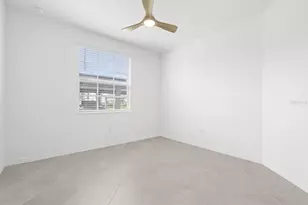 12180 Wellen Golf St, Venice, FL 34293 - Photo 16