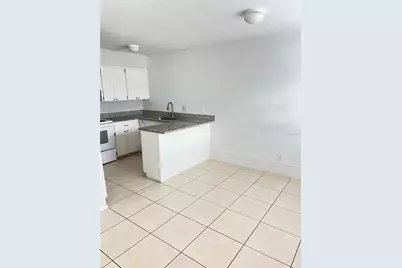 2055 Arlington Street, Sarasota, FL 34239 - Photo 2