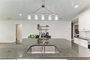 606 19th Ave W, Palmetto, FL 34221 - Photo 18