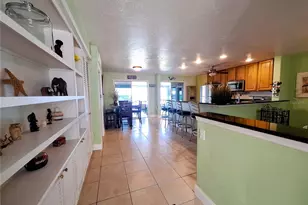 218 22nd St NE, Bradenton, FL 34208 - Photo 6