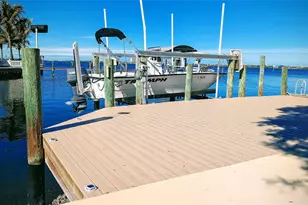 218 22nd St NE, Bradenton, FL 34208 - Photo 2