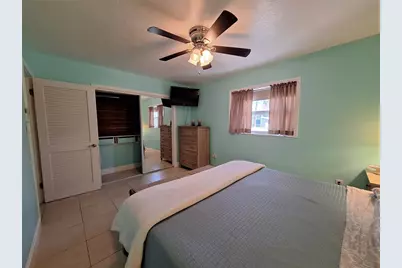 218 22nd Street NE, Bradenton, FL 34208 - Photo 20