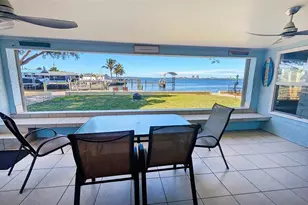 218 22nd St NE, Bradenton, FL 34208 - Photo 2