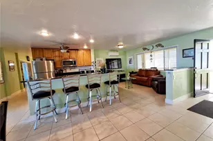 218 22nd St NE, Bradenton, FL 34208 - Photo 6