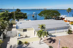 218 22nd St NE, Bradenton, FL 34208 - Photo 1