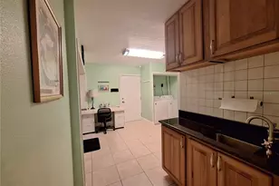 218 22nd St NE, Bradenton, FL 34208 - Photo 30