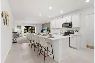 1828 Vanora Lane, Sarasota, FL 34240 - Photo 2