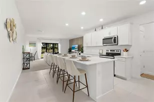 1828 Vanora Ln, Sarasota, FL 34240 - Photo 2