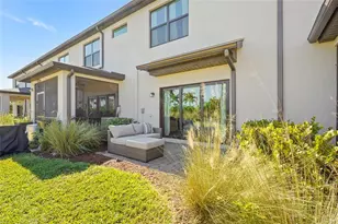 1828 Vanora Ln, Sarasota, FL 34240 - Photo 8