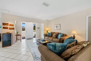 614 Gladstone Ln, Holmes Beach, FL 34217 - Photo 20