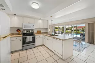 614 Gladstone Ln, Holmes Beach, FL 34217 - Photo 22