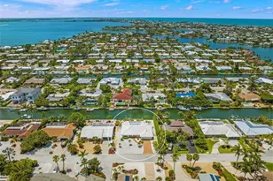 614 Gladstone Ln, Holmes Beach, FL 34217 - Photo 2