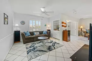 614 Gladstone Ln, Holmes Beach, FL 34217 - Photo 16