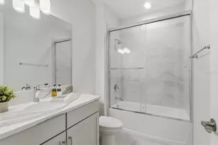 17727 Savory Mist Cir, Bradenton, FL 34211 - Photo 32