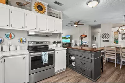 8470 Imperial Circle, Palmetto, FL 34221 - Photo 8