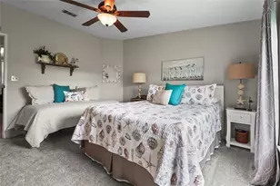 8470 Imperial Cir, Palmetto, FL 34221 - Photo 28