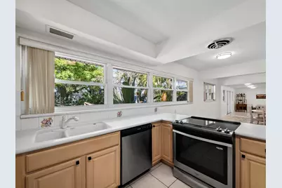 4808 Riverwood Avenue, Sarasota, FL 34231 - Photo 28