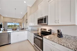 12630 Sorrento Wy, Bradenton, FL 34211 - Photo 6