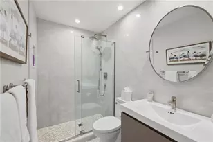 600 Manatee Ave, Holmes Beach, FL 34217 - Photo 26