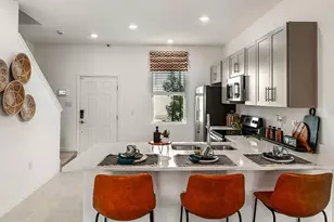 10641 Orbit Ter, Sarasota, FL 34241 - Photo 6
