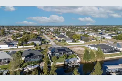 2115 SW 17th Place, Cape Coral, FL 33991 - Photo 54