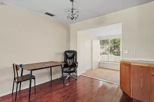 3807 Chinaberry Rd, Bradenton, FL 34208 - Photo 4