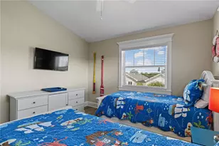 6908 Holmes Blvd, Holmes Beach, FL 34217 - Photo 20