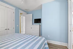 6908 Holmes Blvd, Holmes Beach, FL 34217 - Photo 32