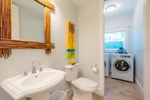 6908 Holmes Blvd, Holmes Beach, FL 34217 - Photo 36