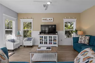 6908 Holmes Blvd, Holmes Beach, FL 34217 - Photo 4