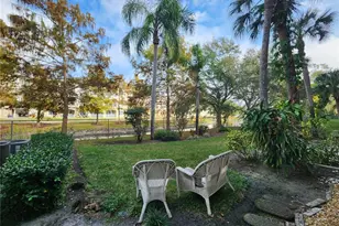 3064 Lake Bayshore Dr, Bradenton, FL 34205 - Photo 14