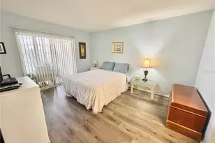 3064 Lake Bayshore Dr, Bradenton, FL 34205 - Photo 50