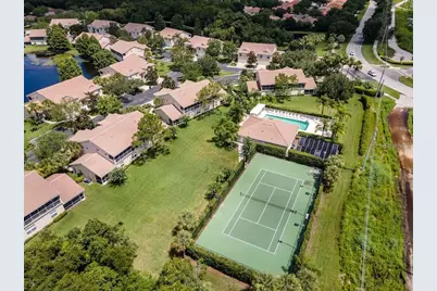 6334 Grand Oak Circle #202, Bradenton, FL 34203 - Photo 6