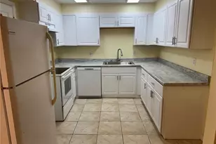 215 Amherst Ave, Sarasota, FL 34232 - Photo 6