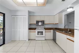 6110 Country Club Way, Sarasota, FL 34243 - Photo 34