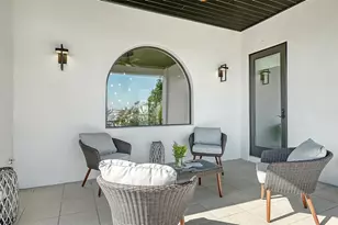 1540 Hillview Dr, Sarasota, FL 34239 - Photo 62