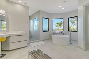 1540 Hillview Dr, Sarasota, FL 34239 - Photo 48