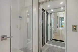 1540 Hillview Dr, Sarasota, FL 34239 - Photo 30