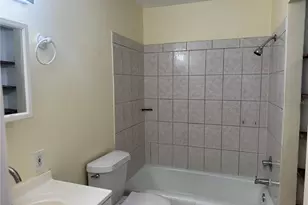 231 Amherst Ave, Sarasota, FL 34232 - Photo 14