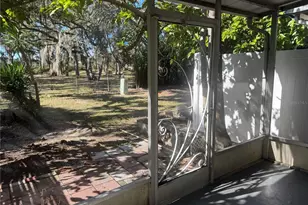 231 Amherst Ave, Sarasota, FL 34232 - Photo 2