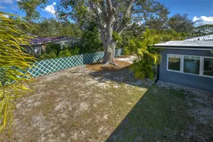 2909 Upper Tangelo Dr, Sarasota, FL 34239 - Photo 44