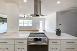 2909 Upper Tangelo Dr, Sarasota, FL 34239 - Photo 16