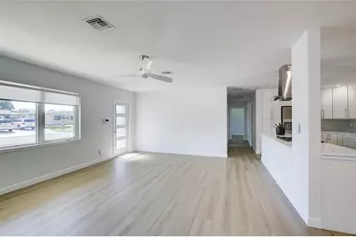 2909 Upper Tangelo Drive, Sarasota, FL 34239 - Photo 8