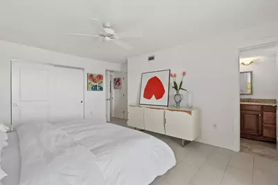 9393 Midnight Pass Road #606, Sarasota, FL 34242 - Photo 20